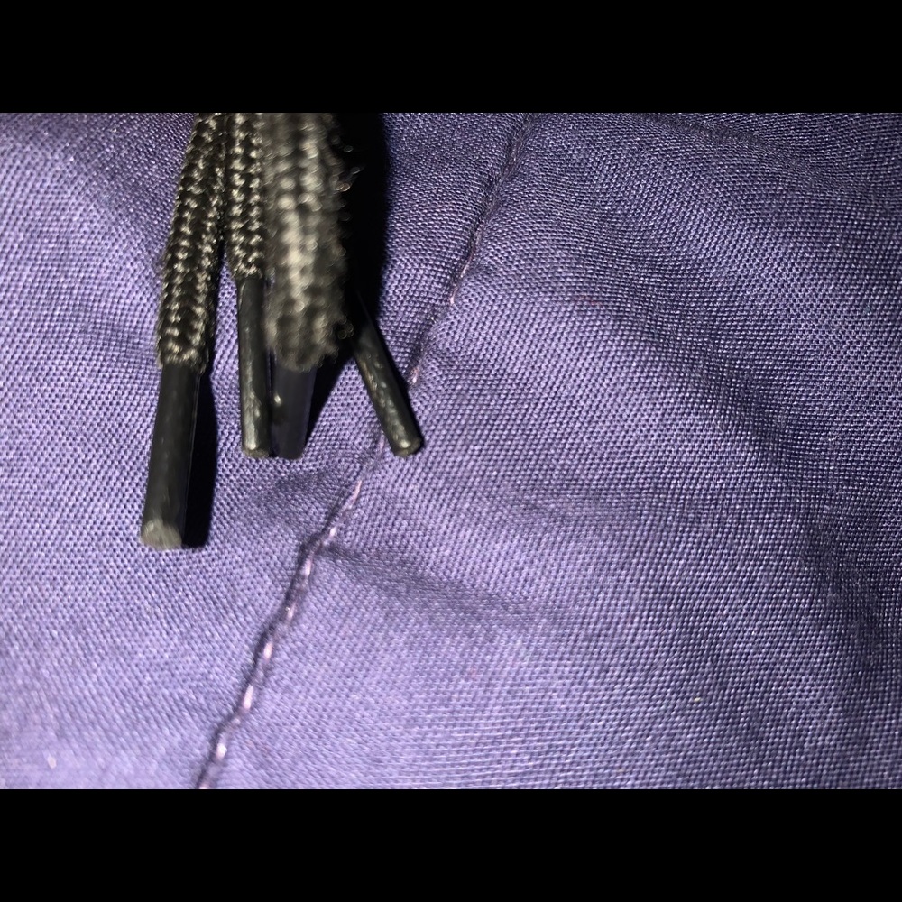Black shoe laces 30 inches long.